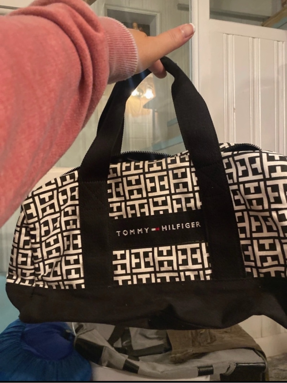 Tommy Hilfiger Black & White Logo Duffel Bag